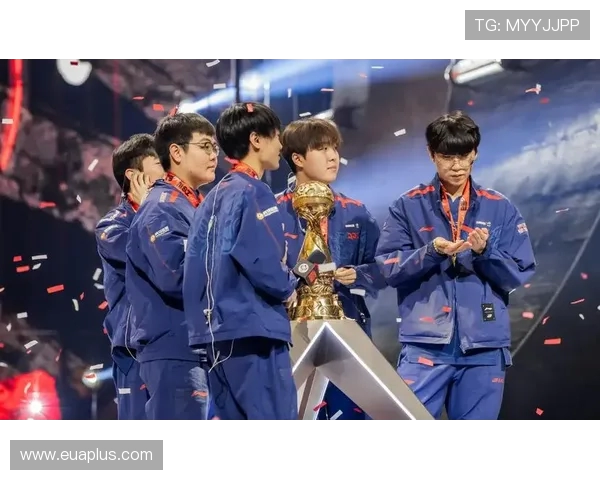 热议DOTA2：JDG战队如何通过配合变革重塑团队实力与战术策略